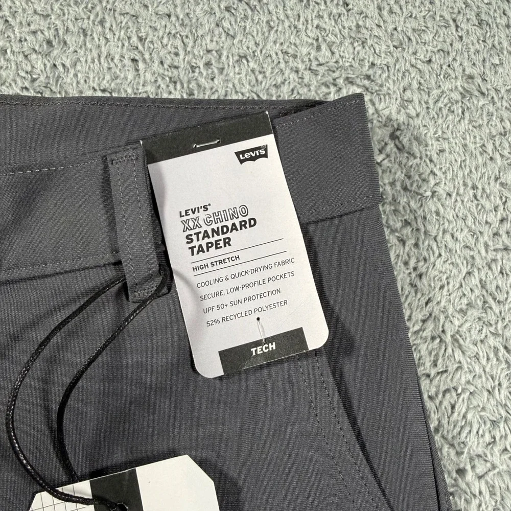 NWT Levis XX Chino Standard Taper Tech Pants Mens 30x32 Grey High Stretch Coolin
